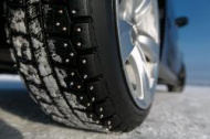 Шипованные шины подорожают: дополнительные средства пойдут на компенсацию вреда дорогам